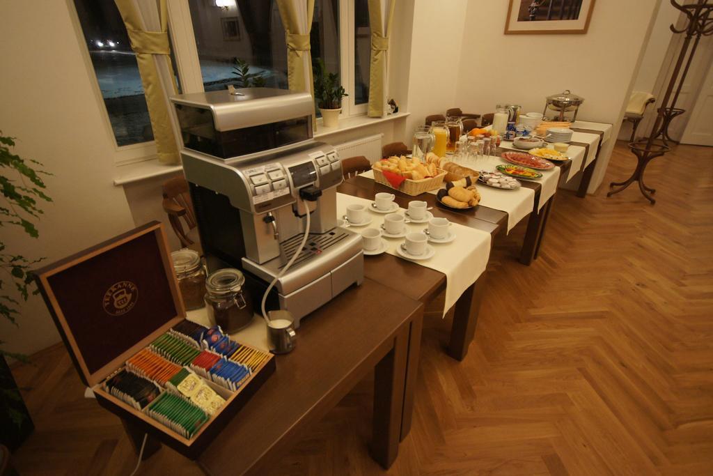 Hotel Pod Zelenym Dubem Bohumín Extérieur photo