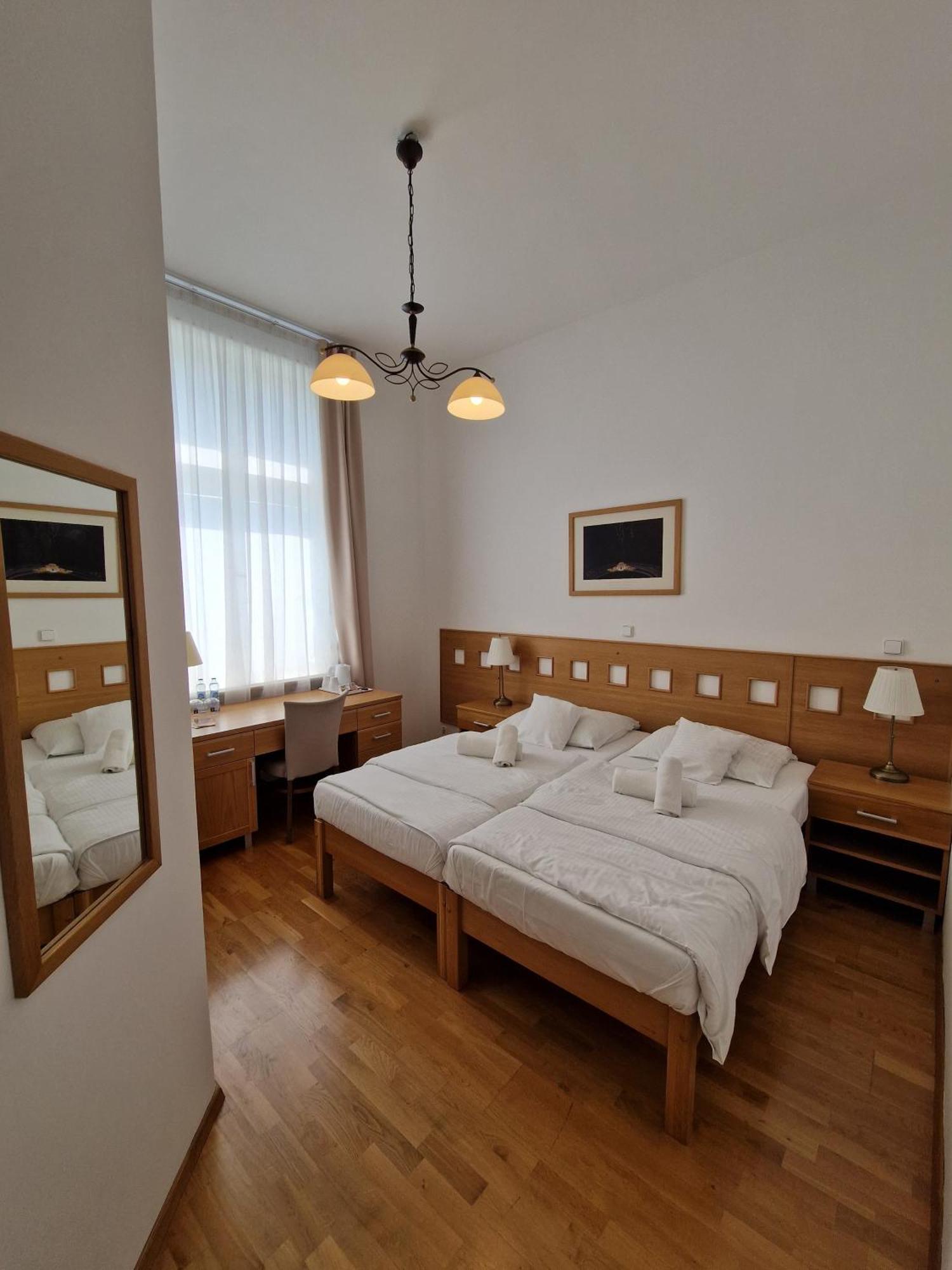 Hotel Pod Zelenym Dubem Bohumín Extérieur photo