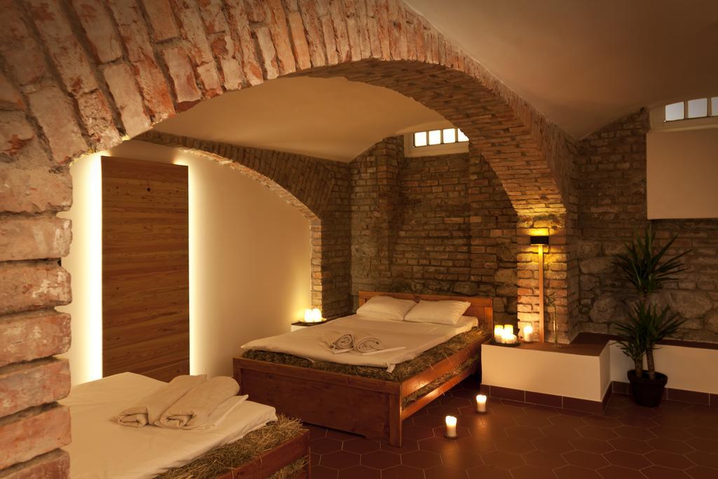Hotel Pod Zelenym Dubem Bohumín Extérieur photo